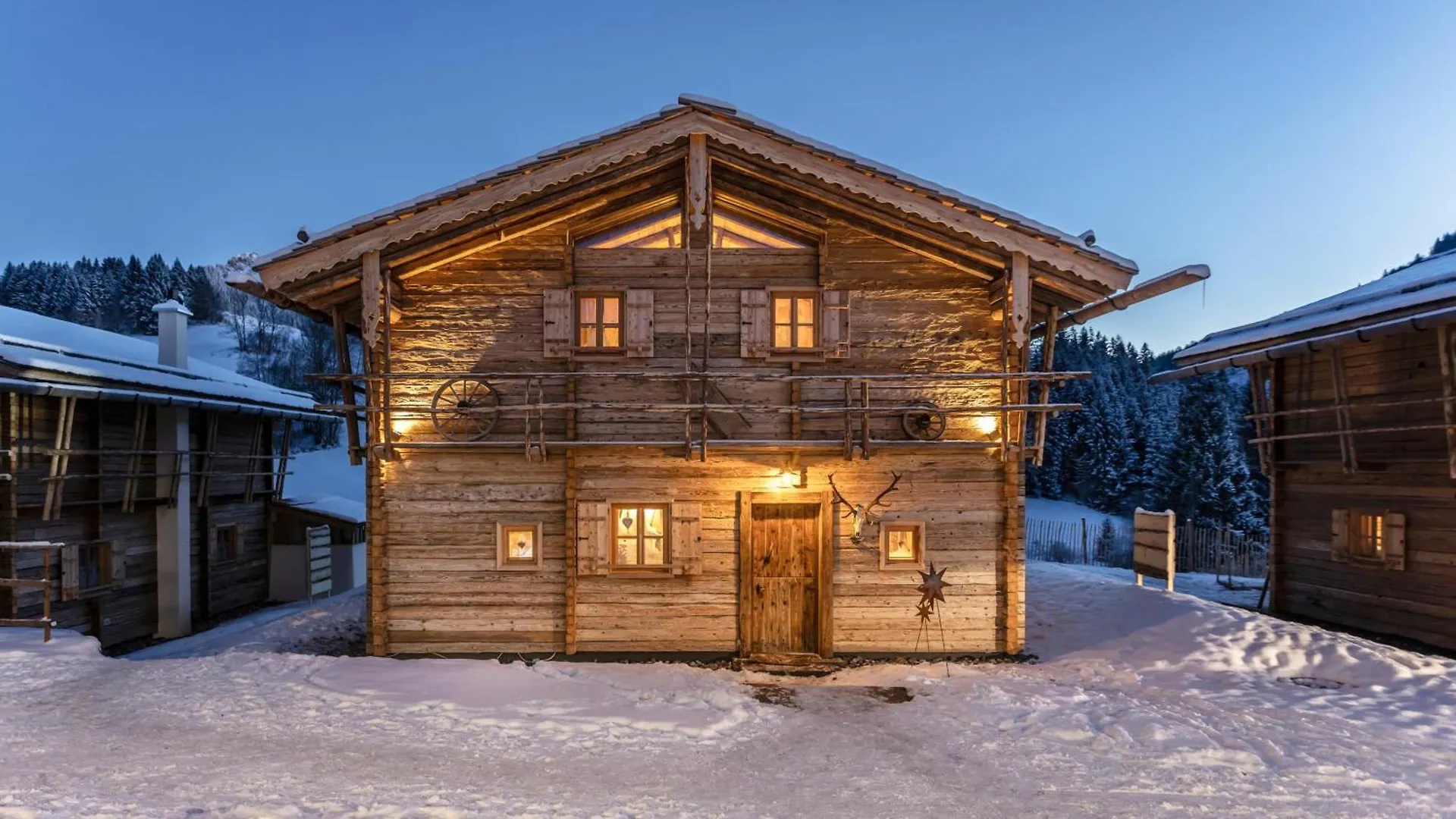 Schrofen Chalets 융홀츠